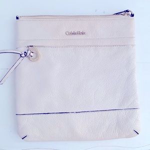 🌸Calvin Klein Leather CrossBody